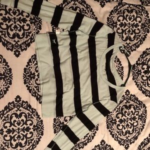 Pink long sleeve crop top